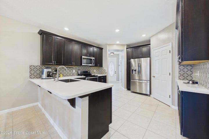 551 Loxley Court, Titusville, FL, 32780 photo 4