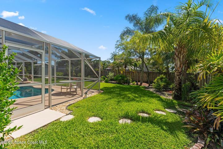 Backyard setting offering comfort and versatility