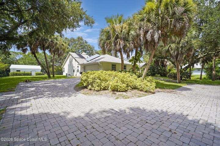 5260 Sand Lake Drive, Melbourne, FL, 32934 photo 5