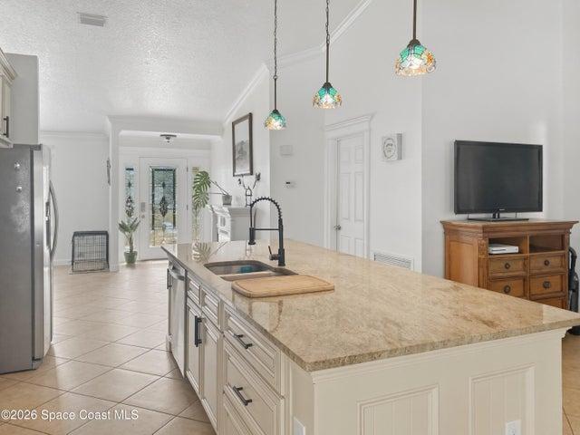1560 Gisinger Court NW, Palm Bay, FL, 32907 photo 6