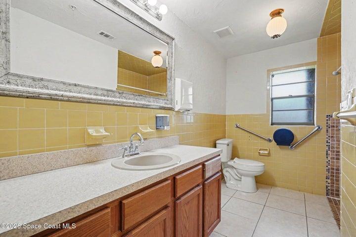 4457 Parkway Drive, Melbourne, FL, 32934 photo 24
