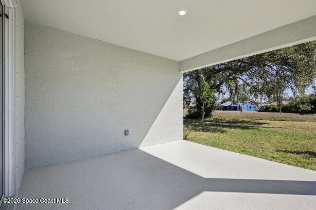 Model home - actual features may vary.