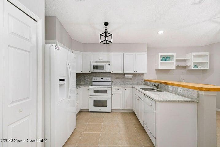 4511 Derbyshire Drive, Titusville, FL, 32780 photo 15