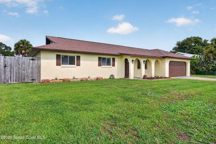 Featuring Open Flexible Floorplan