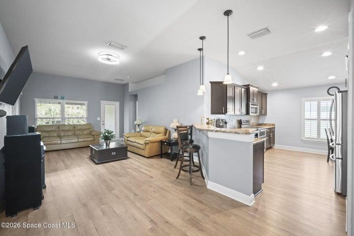 308 Briarcliff Circle, Sebastian, FL, 32958 photo 4