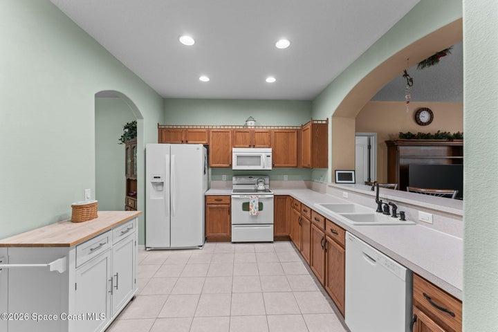 5879 Cheshire Drive, Titusville, FL, 32780 photo 11
