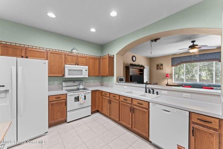 5879 Cheshire Drive, Titusville, FL, 32780 photo 12