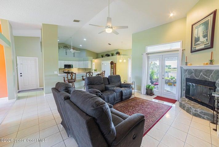 211 Lake Shore Drive, Merritt Island, FL, 32953 photo 5