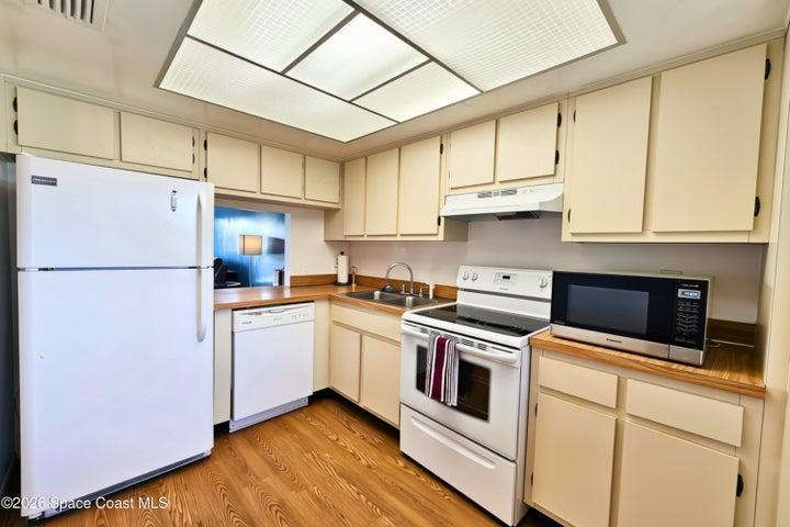 3001 Thrush Drive 224, Melbourne, FL, 32935 photo 10