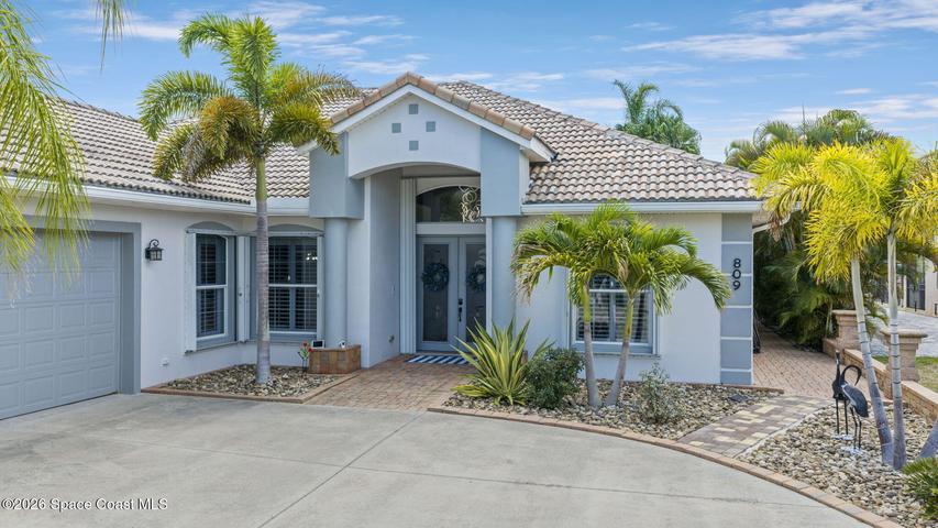 809 W Central Boulevard, Cape Canaveral, FL, 32920 photo 7