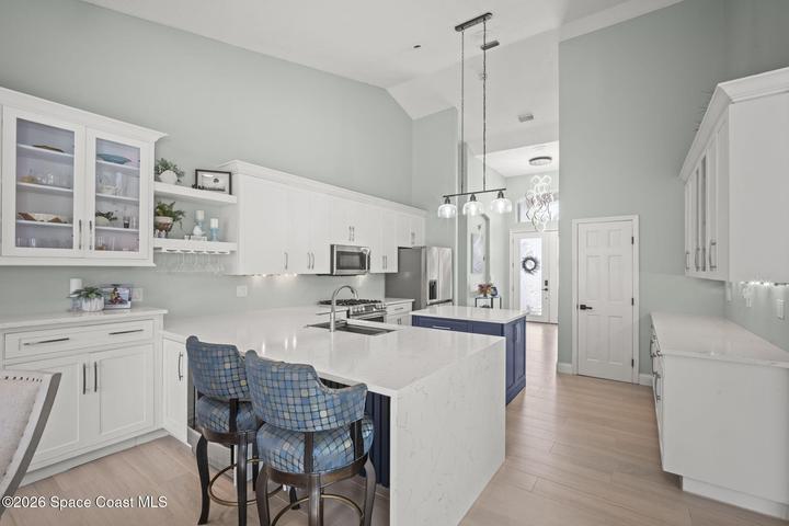 809 W Central Boulevard, Cape Canaveral, FL, 32920 photo 28