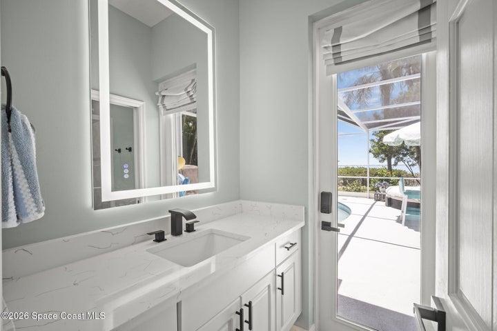 809 W Central Boulevard, Cape Canaveral, FL, 32920 photo 48