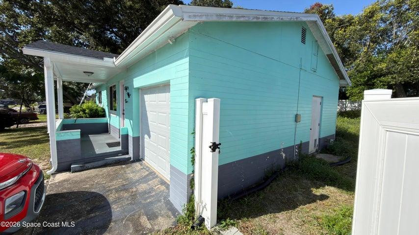 856 Berkshire Road, Daytona Beach, FL, 32117 photo 2