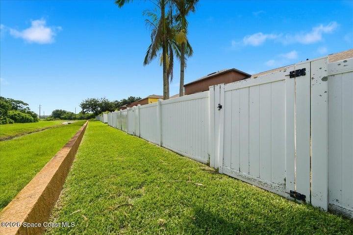 770 Luminary Circle 104, Melbourne, FL, 32901 photo 25