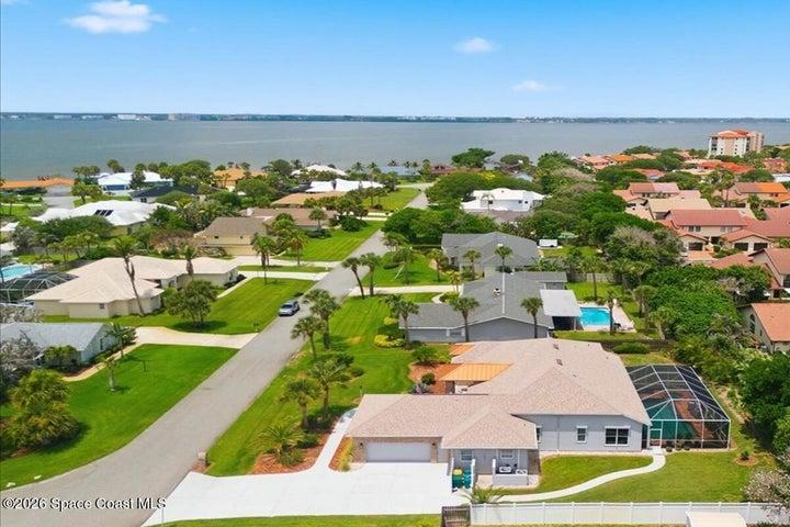 172 River Walk Drive, Melbourne Beach, FL, 32951 photo 3