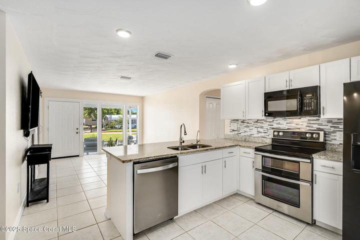 365 Hula Circle, Merritt Island, FL, 32952 photo 3