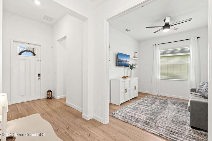 foyer to flex room