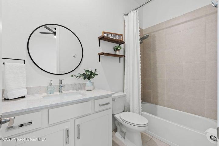 en suite bedroom 2 bath