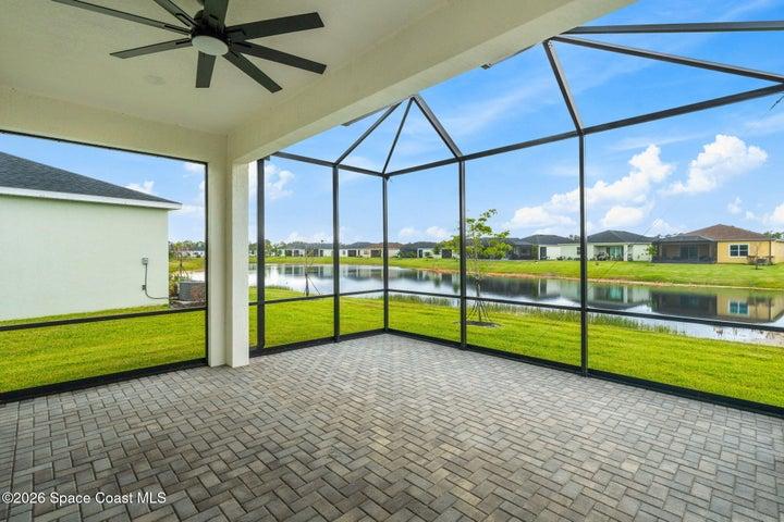 screened lanai