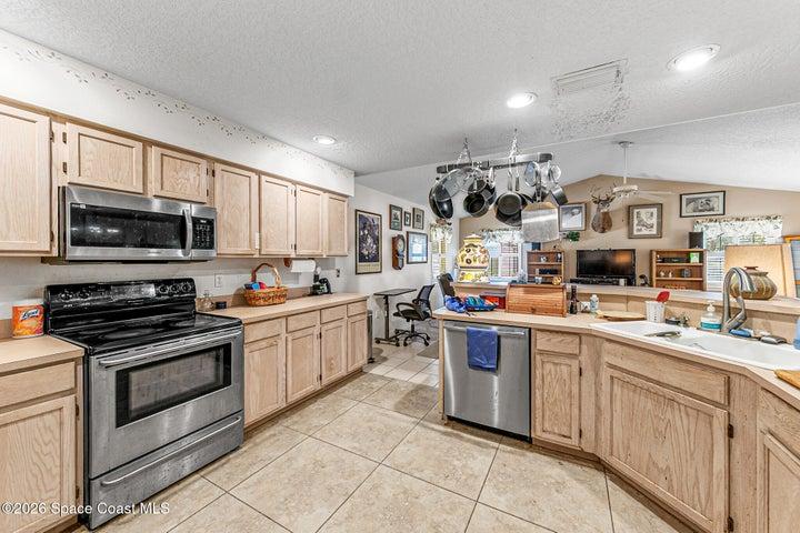 275 Cardinal Drive, Melbourne Beach, FL, 32951 photo 9