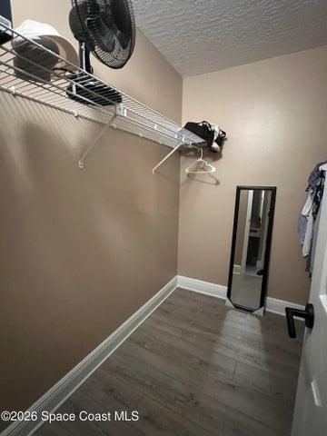 Master Walkin closet