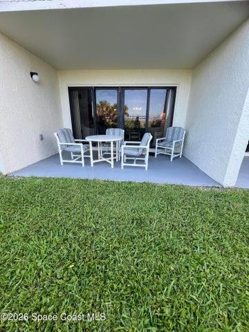 Covered porch area