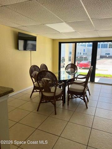 COmmunity room