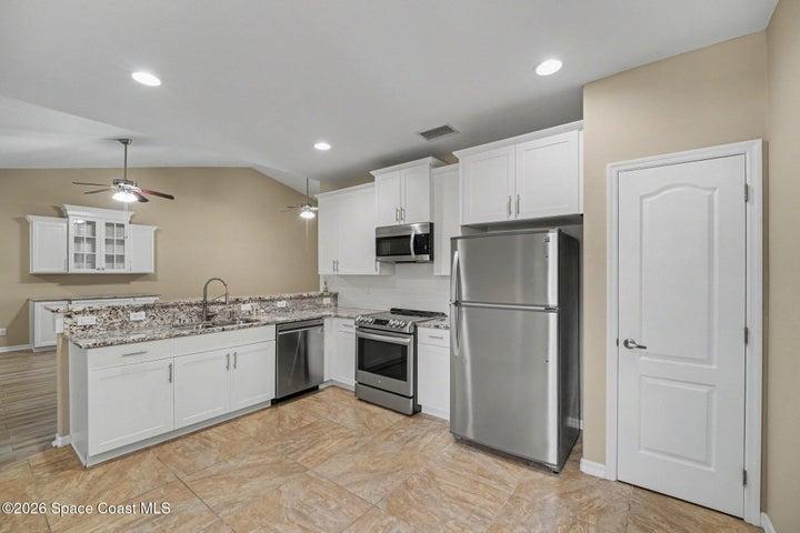 1030 Venetian Drive #203, Melbourne, FL, 32904 photo 5