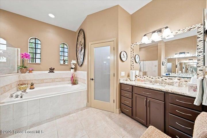 1868 Winding Ridge Circle SE, Palm Bay, FL, 32909 photo 35