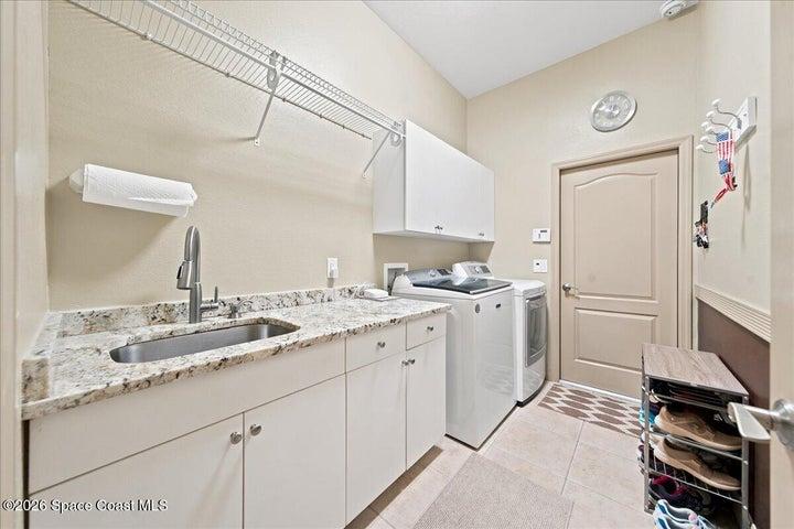 1868 Winding Ridge Circle SE, Palm Bay, FL, 32909 photo 37