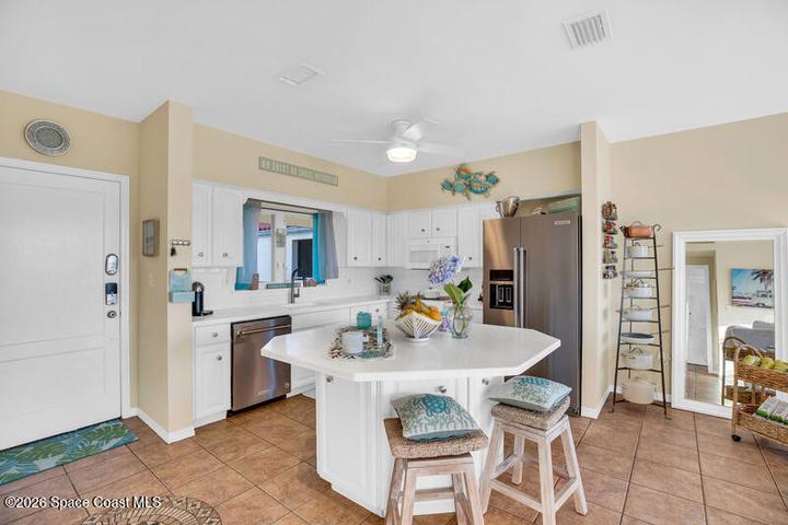 5010 Harmony Circle 306, Vero Beach, FL, 32967 photo 4