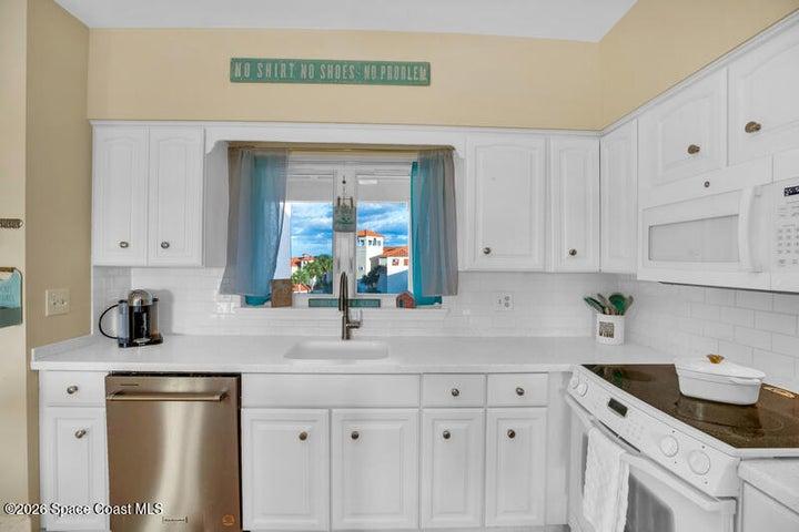 5010 Harmony Circle 306, Vero Beach, FL, 32967 photo 6