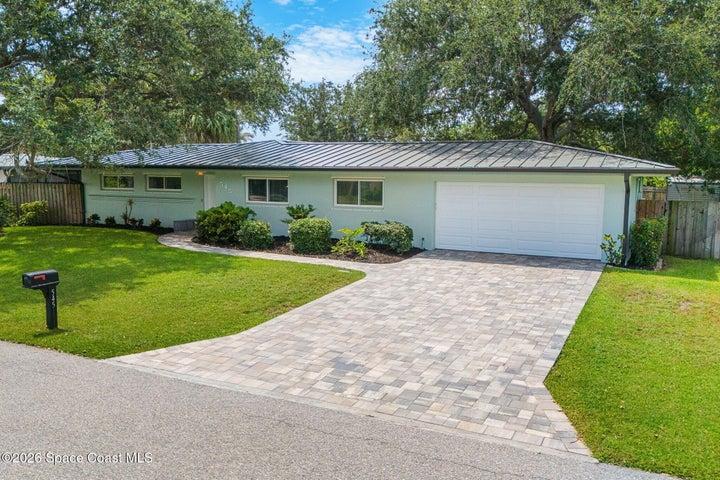 545 Seabreeze Drive, Indialantic, FL, 32903 photo 2