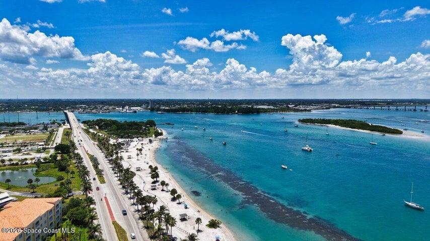 17 Harbour Isle Drive W Ph03, Hutchinson Island, FL, 34949 photo 4