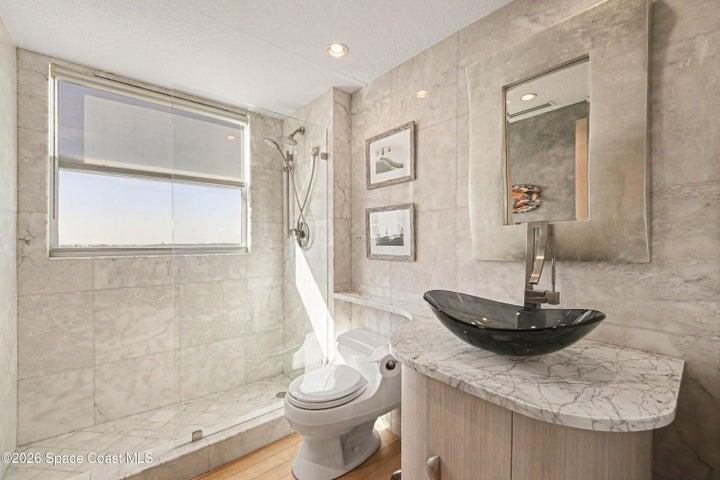 downstairs full bath