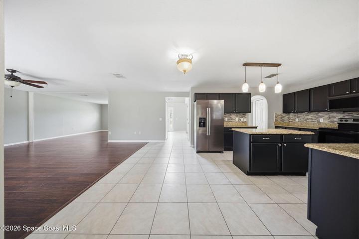 1116 Myrtle Lake View Drive, Fruitland Park, FL, 34731 photo 15