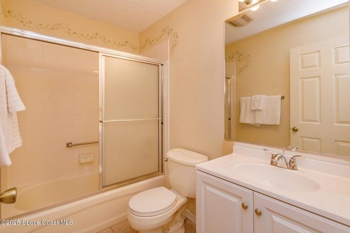 Tub/shower combo
