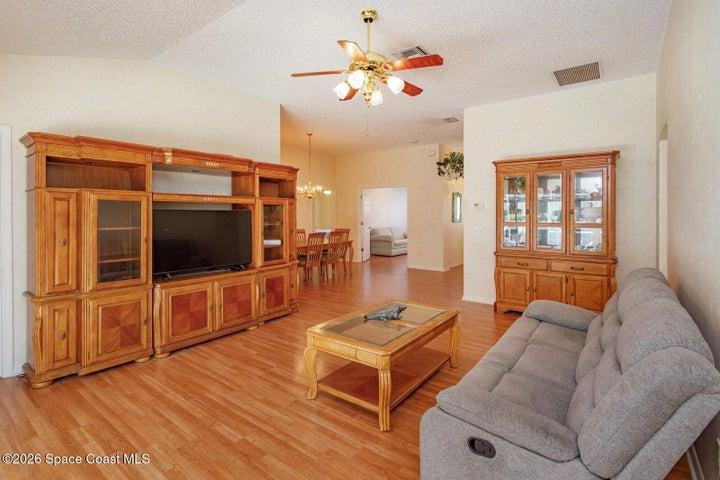 Open, warm and inviting
