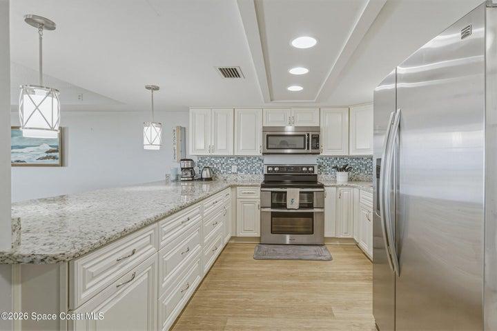 545 Garfield Avenue 401, Cocoa Beach, FL, 32931 photo 26