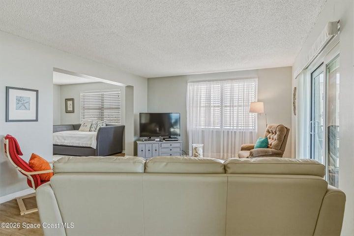 545 Garfield Avenue 401, Cocoa Beach, FL, 32931 photo 27