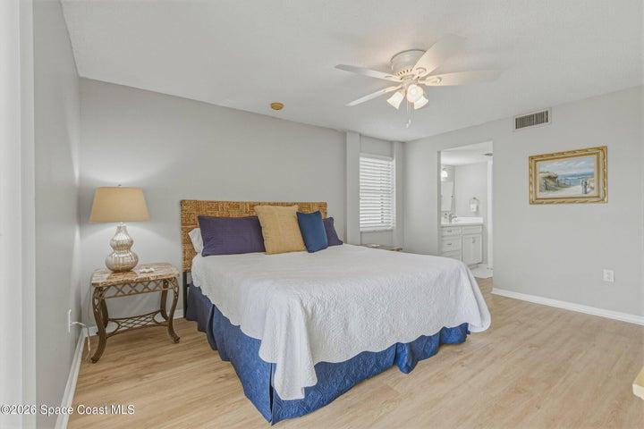 545 Garfield Avenue 401, Cocoa Beach, FL, 32931 photo 34