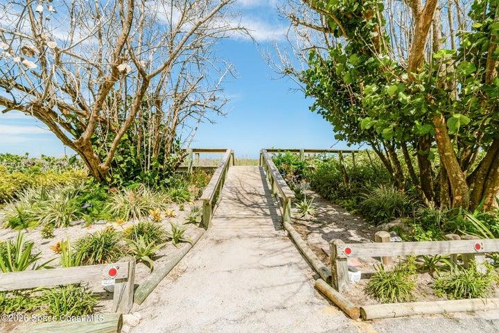 545 Garfield Avenue 401, Cocoa Beach, FL, 32931 photo 42