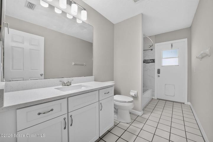 2nd Bathroom