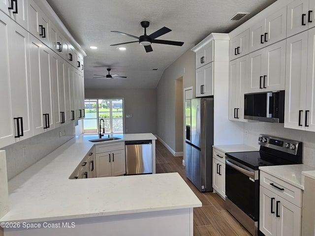 1211 Golden Pond Lane E, Rockledge, FL, 32955 photo 4