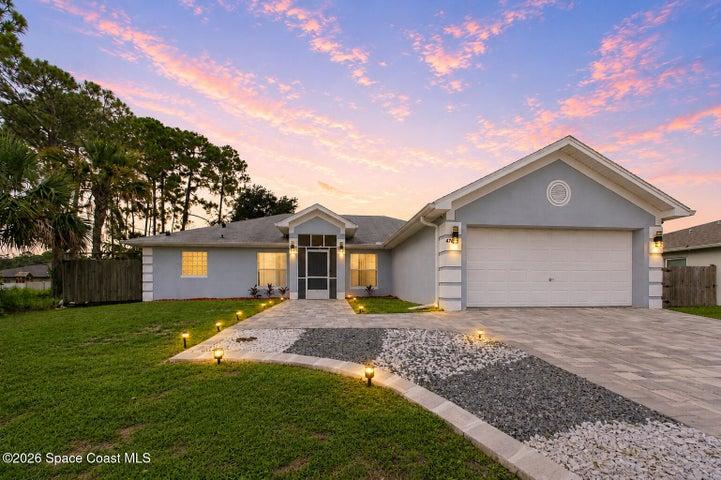 476 Ocala Street SW, Palm Bay