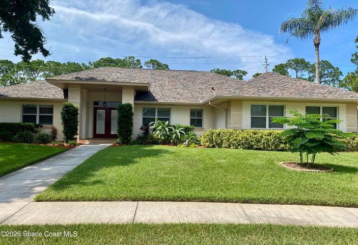 596 Lake Ashley Circle, Melbourne, FL, 32904 photo 2