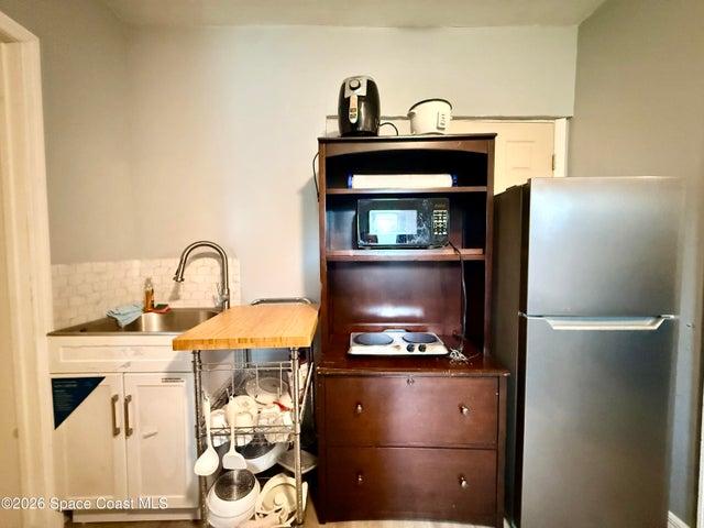 Efficiency kitchen
