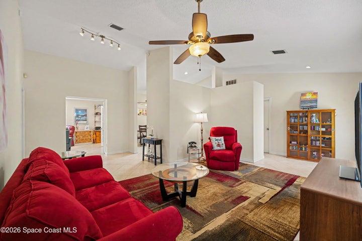 Open Formal Living Area