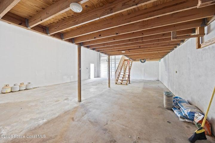detached garage