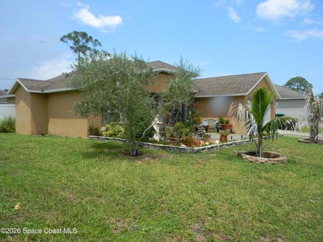 811 Avalon Street SE, Palm Bay, FL, 32909 photo 2